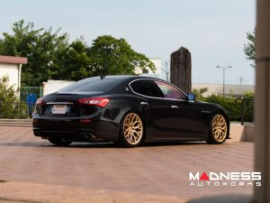 Maserati Quattroporte Custom Wheels - HF-2 by Vossen - Gloss Gold